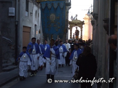 13-processione-san-giuseppe-davanti-confraternita-del-patriarca