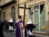 52-il-sacerdot-in-processione