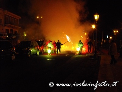 aperturafesteggiamentisalfio2012-trecastagni