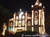 25-la-facciata-della-chiesa-illuminata