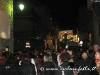12-la-processione-seguita-dai-fedeli-in-via-roma