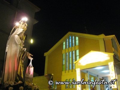 9-la-madonna-arriva-nella-sua-chiesa