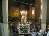 11-la-madonna-si-appresta-ad-entrare-nella-sua-chiesa