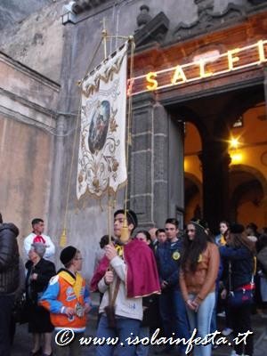 salfio2014processionereliquie-trecastagni (10)