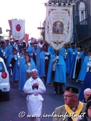 salfio2014processionereliquie-trecastagni (31)