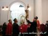 20-ladorazione-della-croce-durante-la-liturgia-del-venerdi-santo