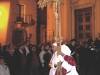 22-la-storica-arciconfraternita-del-ss-sacramento-reca-in-processione-un-a-elaborata-croce-dal-simbolico-peso-di-33-kg